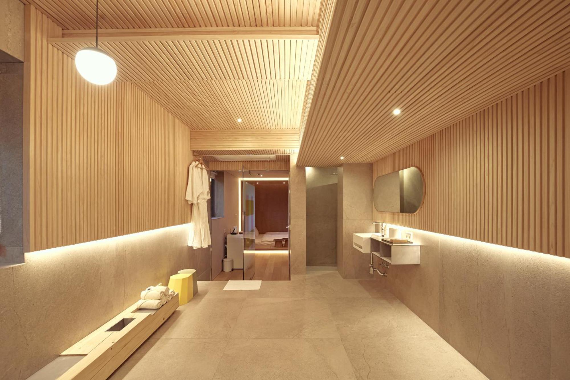 Pbr7 Hotel Unusual Stay Gyeongju Extérieur photo