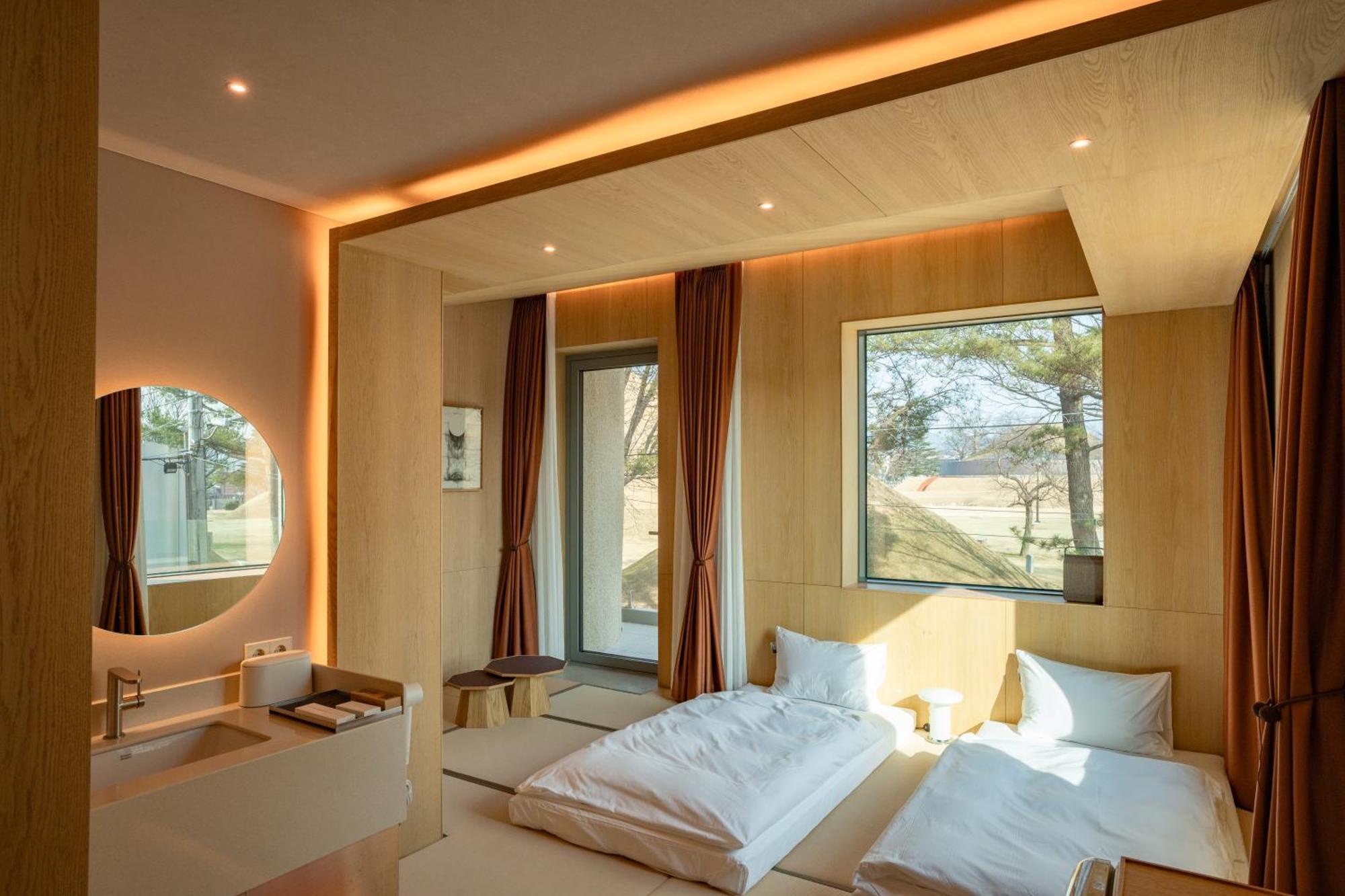 Pbr7 Hotel Unusual Stay Gyeongju Extérieur photo